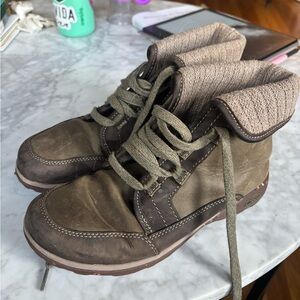 Chaco Barbary Boot in Ivy, women’s 7